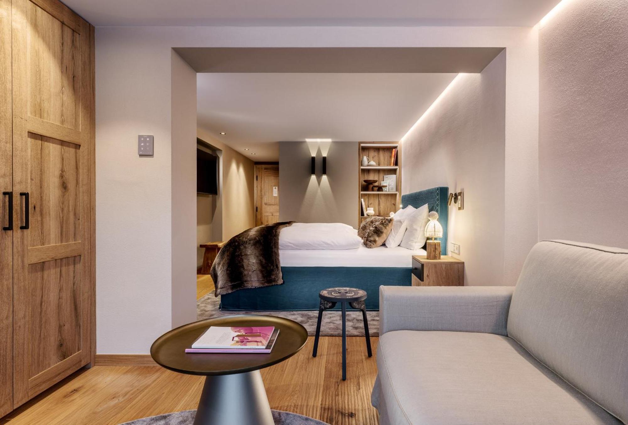 Hotel Arlberg Lech الغرفة الصورة